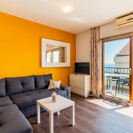Lana Apartmán